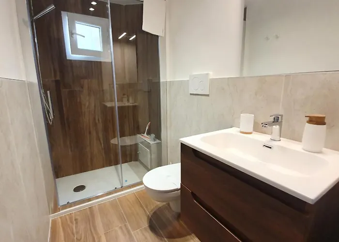 Domus 9 - Centro Бари